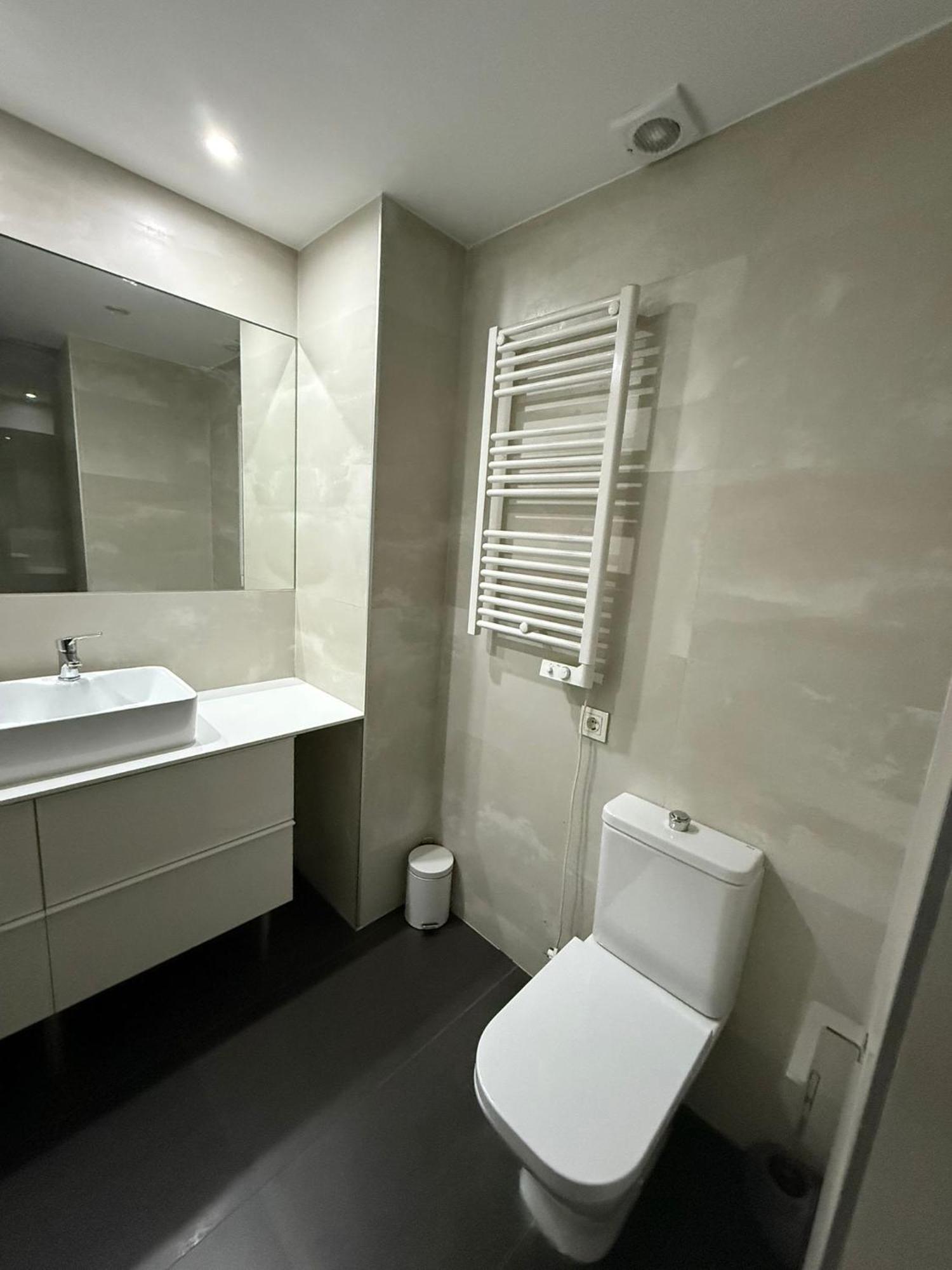 To Room Madrid Castellana Экстерьер фото