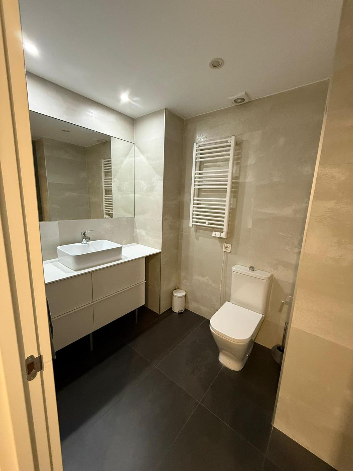 To Room Madrid Castellana Экстерьер фото